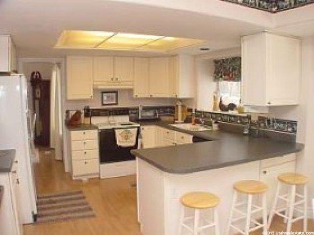 55 W 1350 N, Centerville, UT 84014 — photo 2