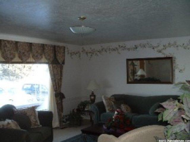 145 W Center St, Lewiston, UT 84320 — photo 2