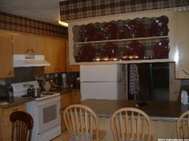 145 W Center St, Lewiston, UT 84320 — photo 3