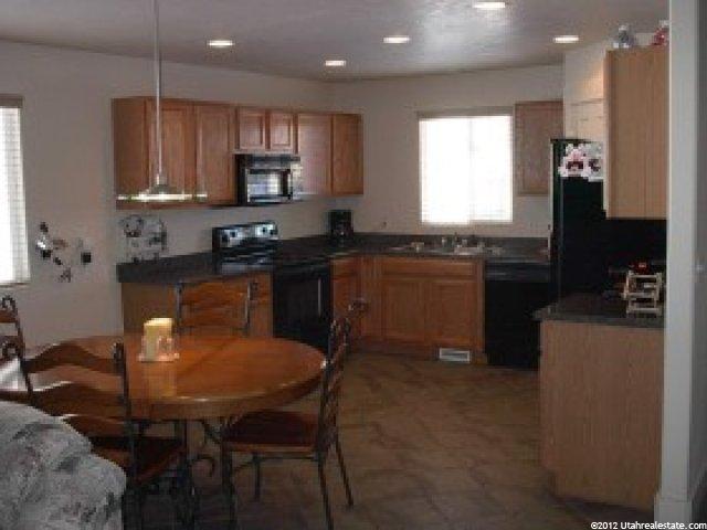 4976 Buffalo Ct, Riverton, UT 84065 — photo 2