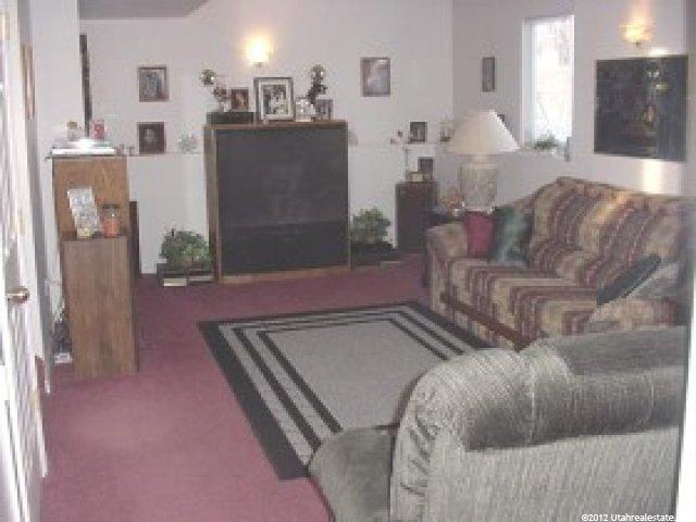 677 E 350 S, Hyrum, UT 84319 — photo 2