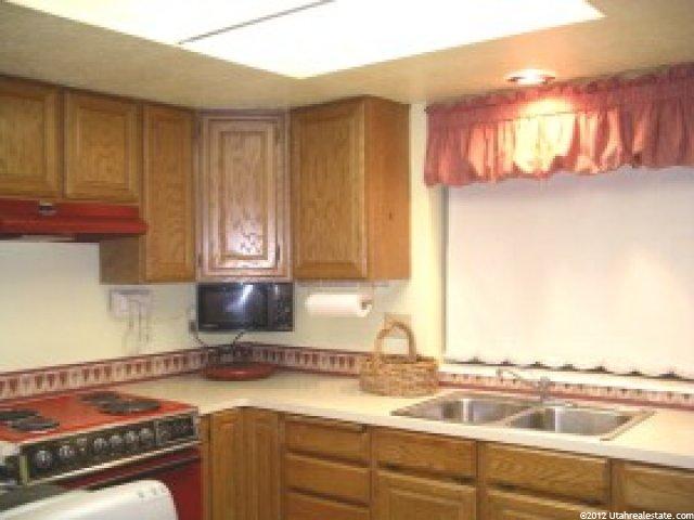 382 E 3325 N, North Ogden, UT 84414 — photo 4