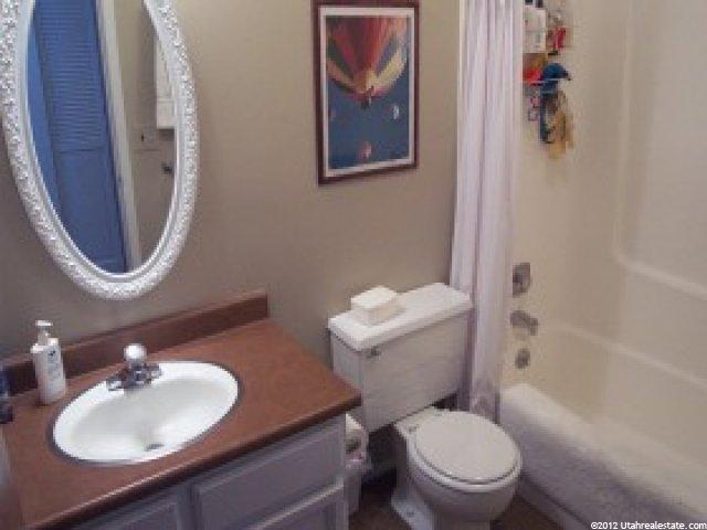 3077 Nordic Dr, Sandy, UT 84093 — photo 5