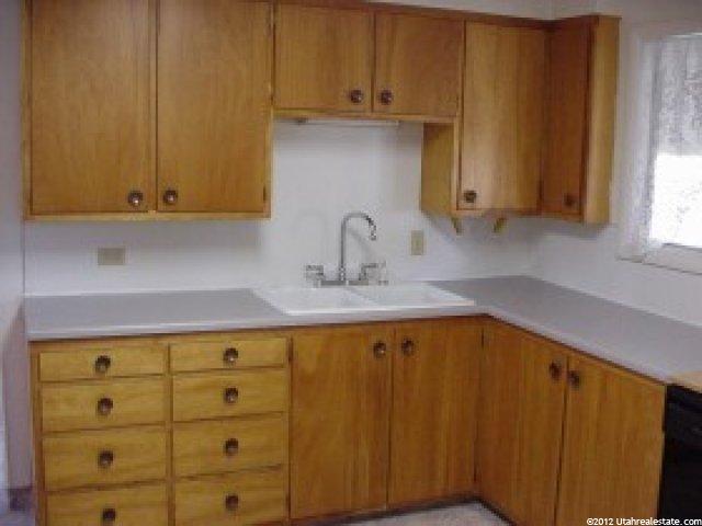 4844 S 300 W, Washington Terrace, UT 84405 — photo 3