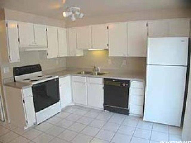590 W 1950 N, Centerville, UT 84014 — photo 3
