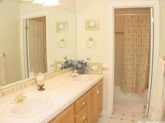 1574 Maple Hills Dr, Bountiful, UT 84010 — photo 7