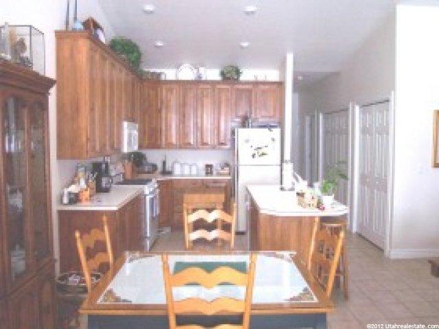 210 Rose Anne Cir, Pleasant View, UT 84414 — photo 4