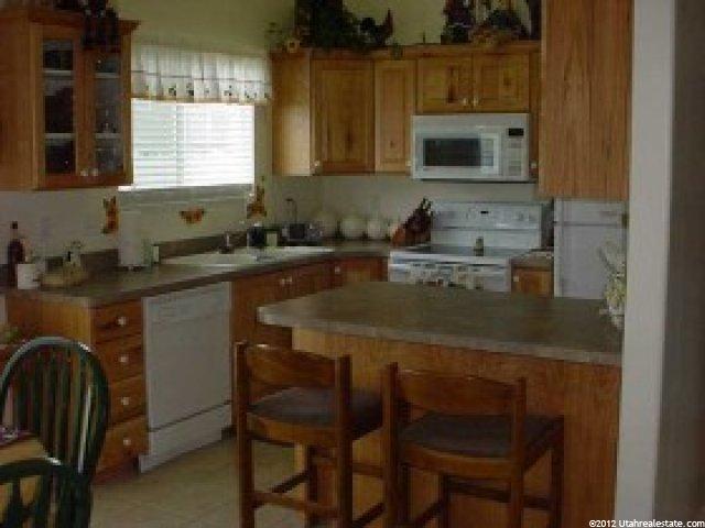 2084 Craig Ln, Syracuse, UT 84075 — photo 5