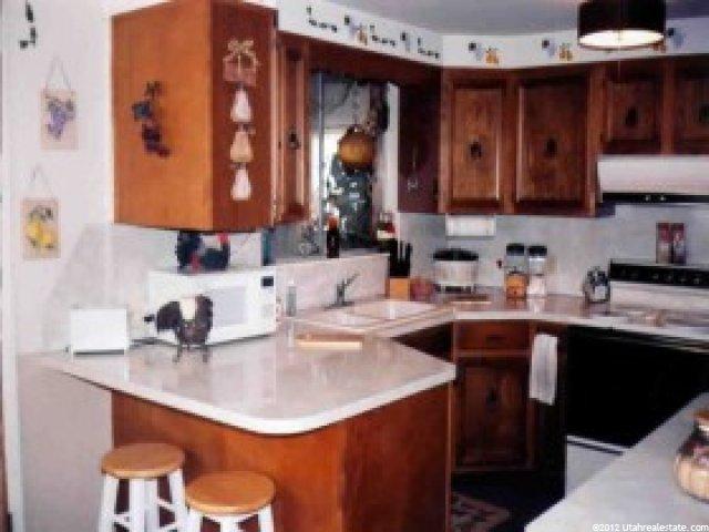 574 E 350 S, Clearfield, UT 84015 — photo 2