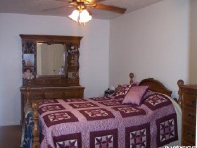 90 E 735 S, Centerville, UT 84014 — photo 7