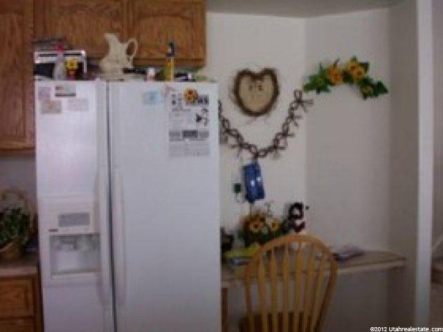 2464 W 2375 N, Clinton, UT 84015 — photo 2