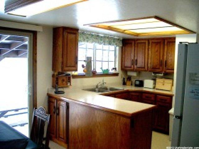 1529 Longdale Dr, Sandy, UT 84092 — photo 6