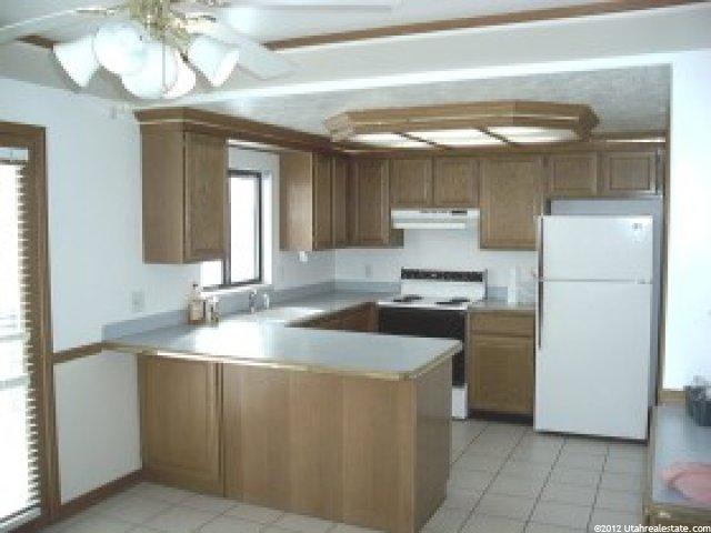 2292 S 400 W, Clearfield, UT 84015 — photo 2
