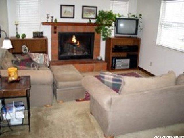 215 London Rd, Centerville, UT 84014 — photo 5