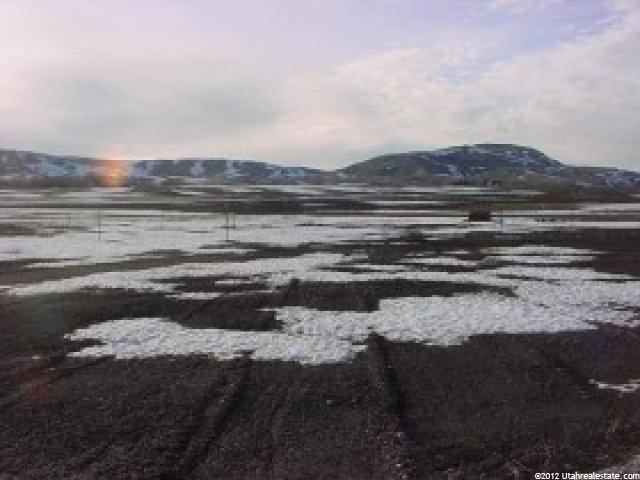 6588 W Center St, Mendon, UT 84325 — photo 8