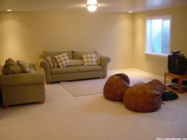 390 Garden Dr, Providence, UT 84332 — photo 2