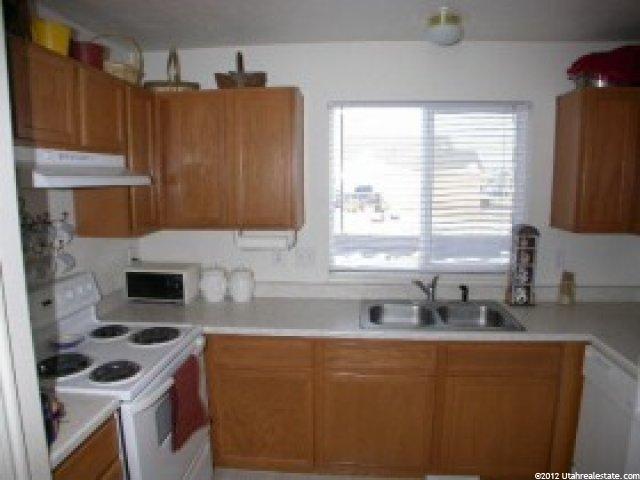 3896 Augusta Dr, Syracuse, UT 84075 — photo 4