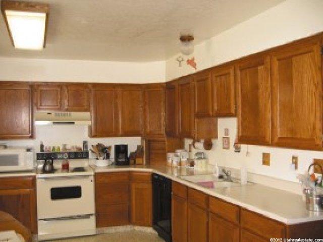 499 N 200 W #10, Bountiful, UT 84010 — photo 2