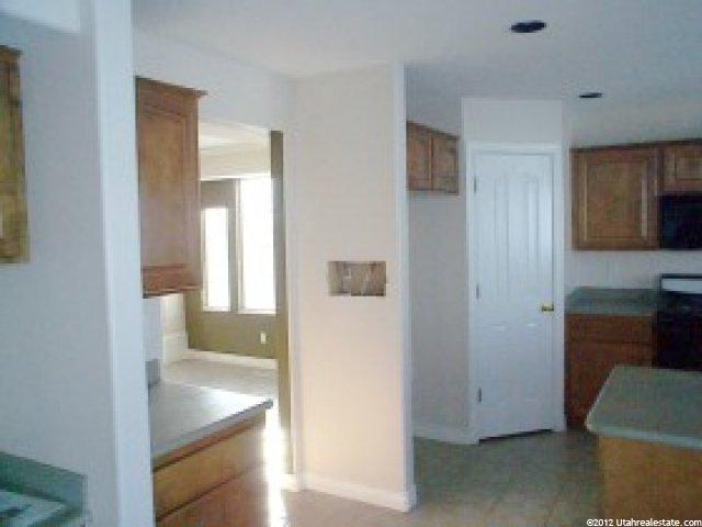 2587 N 1100 E, Layton, UT 84040 — photo 4