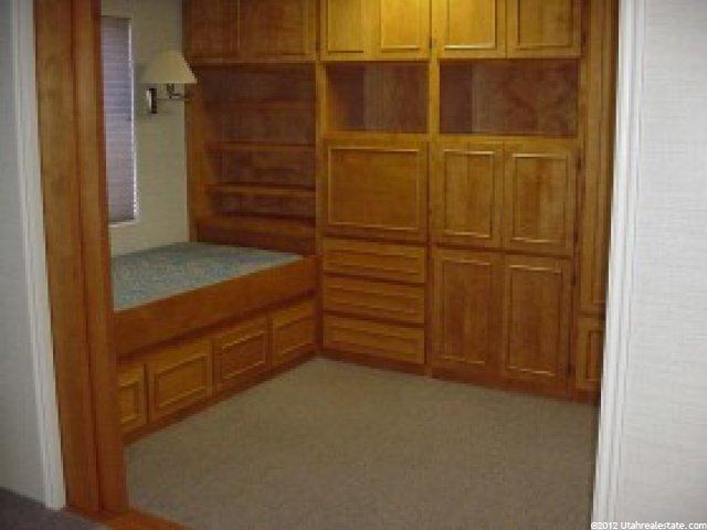 5184 S 300 E, Washington Terrace, UT 84405 — photo 3