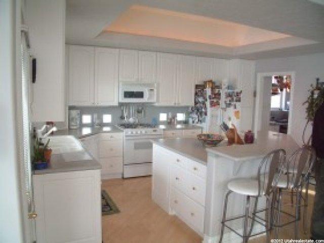 1001 Canyon Creek Dr, Bountiful, UT 84010 — photo 2