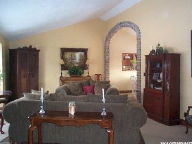 2074 E 9100 S, Sandy, UT 84093 — photo 2