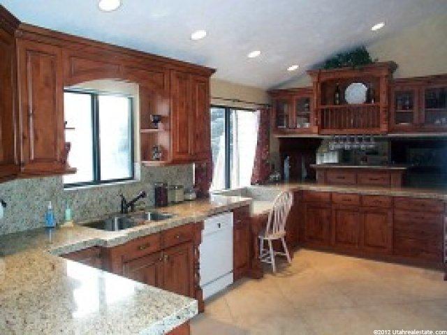 2074 E 9100 S, Sandy, UT 84093 — photo 4