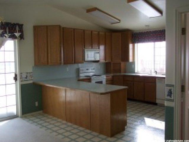1273 W 4000 N, Pleasant View, UT 84414 — photo 3