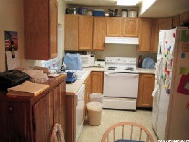 335 S 200 E #1, Bountiful, UT 84010 — photo 2