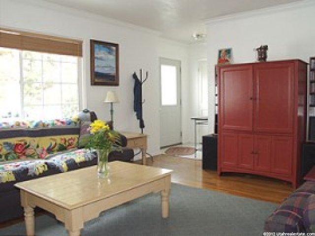 1910 Sycamore Ln, Holladay, UT 84117 — photo 2