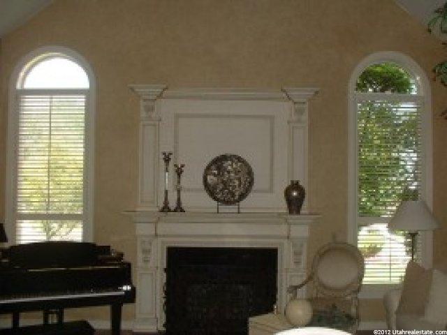 10203 Loridan Ln, Sandy, UT 84092 — photo 8