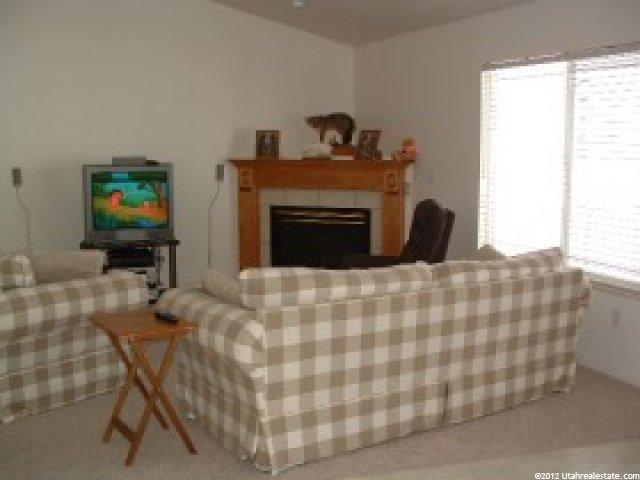 3958 N 2750 W, Farr West, UT 84404 — photo 4