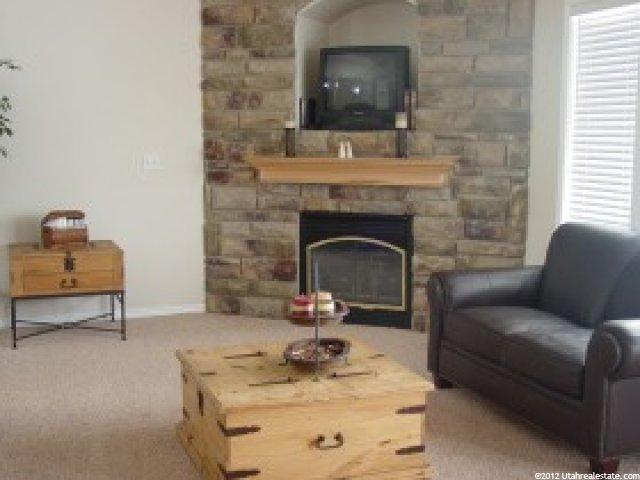 850 W 3050 S, Syracuse, UT 84075 — photo 4