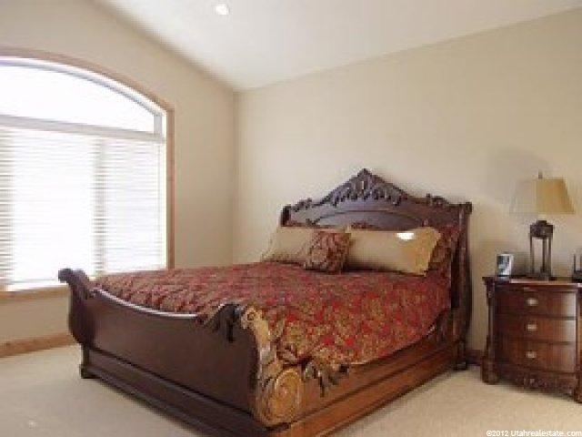 3256 Lantern Hill Ct, Sandy, UT 84093 — photo 7