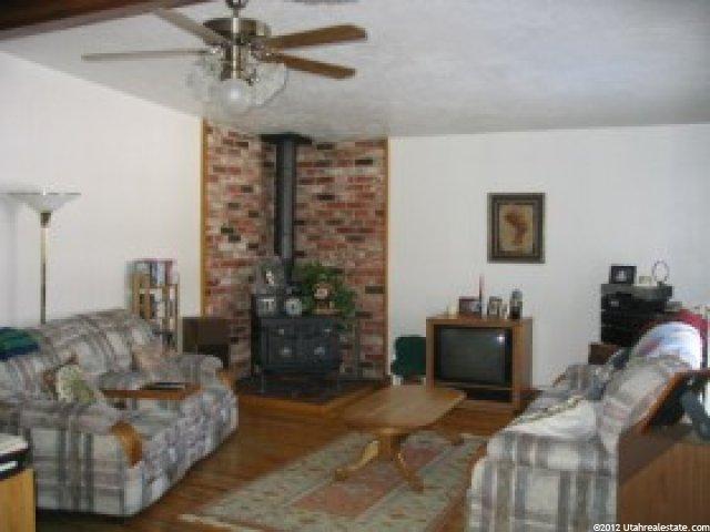 351 N 300 W, Bountiful, UT 84010 — photo 2