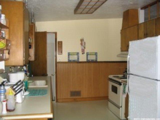 351 N 300 W, Bountiful, UT 84010 — photo 3