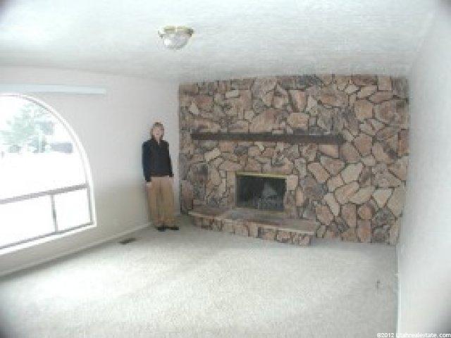 1717 Ski View Dr, Sandy, UT 84092 — photo 2