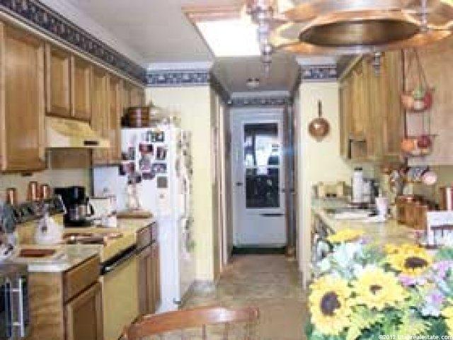 26 Creekside Ln, Centerville, UT 84014 — photo 3
