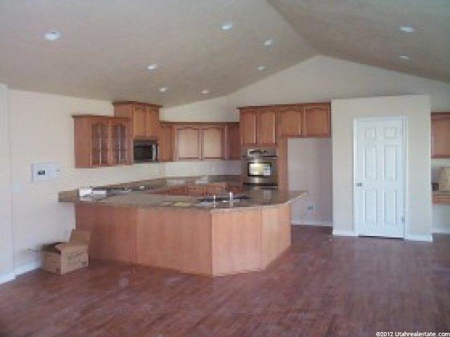 2560 Remuda Dr, Farr West, UT 84404 — photo 2
