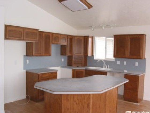 1701 W 2055 S, Syracuse, UT 84075 — photo 2