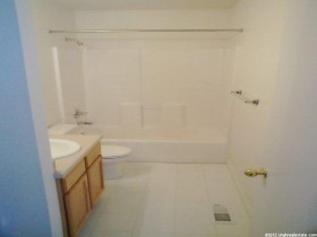 1983 N 2195 W, Clinton, UT 84015 — photo 5