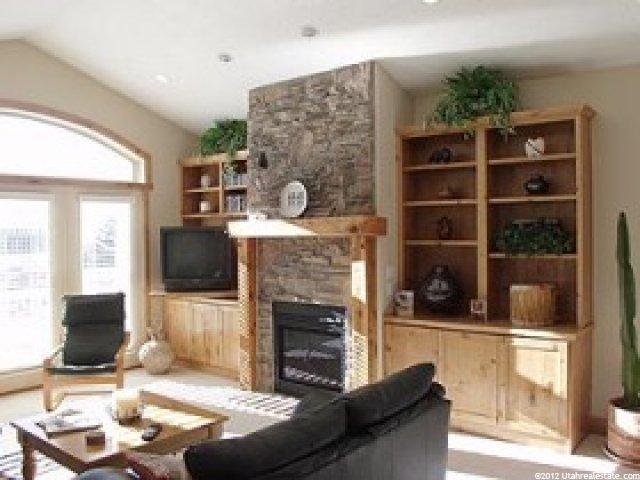 3256 Lantern Hill Ct, Sandy, UT 84093 — photo 3