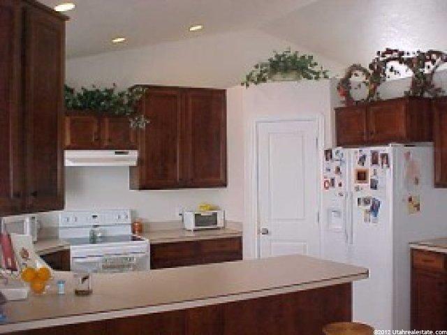 633 S 300 W, Garland, UT 84312 — photo 2