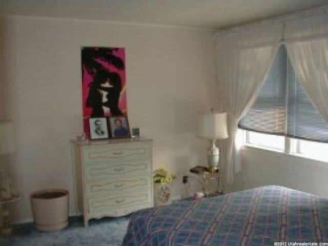 907 Grandview Dr, Ogden, UT 84403 — photo 2