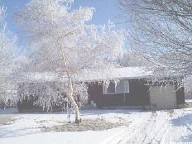 320 N 100 E, Delta, UT 84624 — photo 2