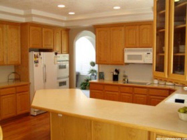 2048 Bear Mountain Dr, Draper, UT 84020 — photo 2