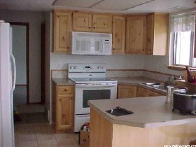 3261 N River Dr, Eden, UT 84310 — photo 2