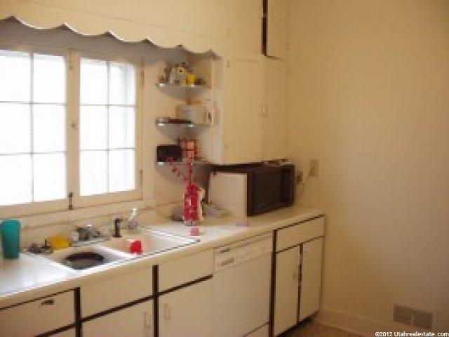 279 E Main St, Grantsville, UT 84029 — photo 3