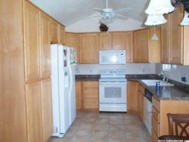 780 Sandy Dunes Dr, Sandy, UT 84094 — photo 4