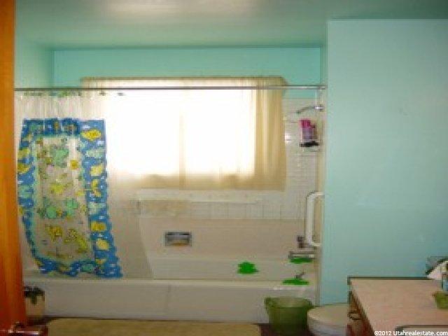 4880 S 2500 W, Roy, UT 84067 — photo 7